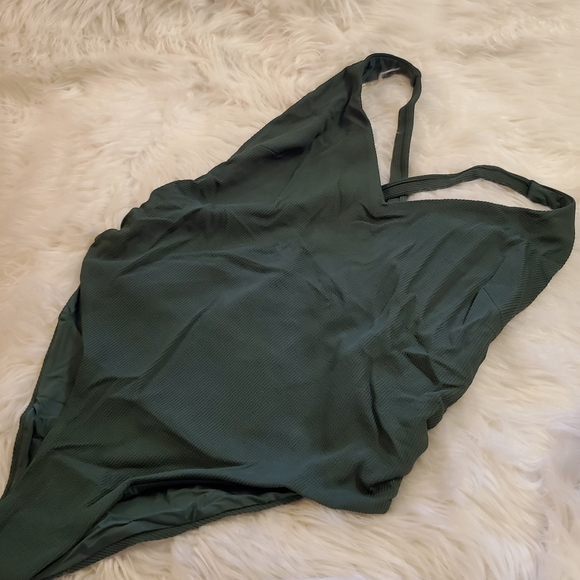 Toluca Swim Venus Midi Long Cross-back one-piece - Palm - Picture 4 of 15